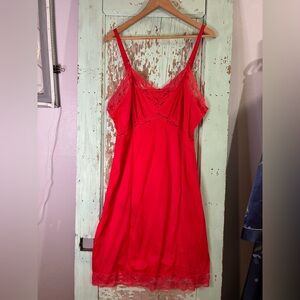 Women’s vintage Elegant Red Lace Chemise slip dress
